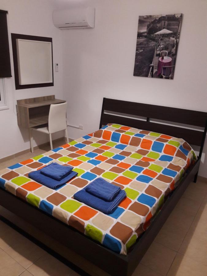 Holiday Home Larnaca Eksteriør billede